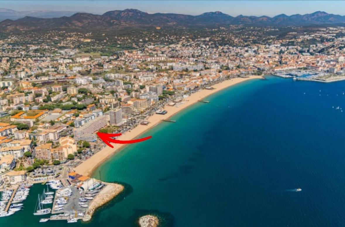 Appartement Vue Mer 80M2 Fréjus 외부 사진